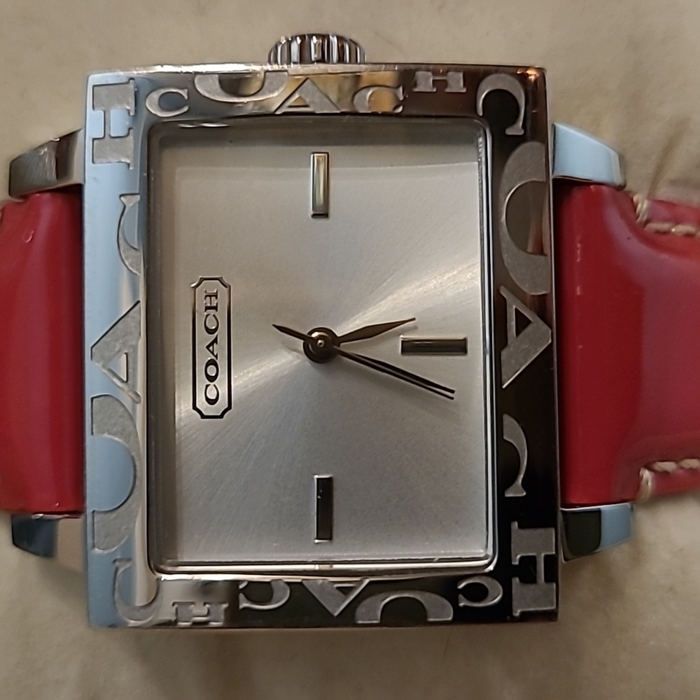 Coach Watch - Picture 7 of 9